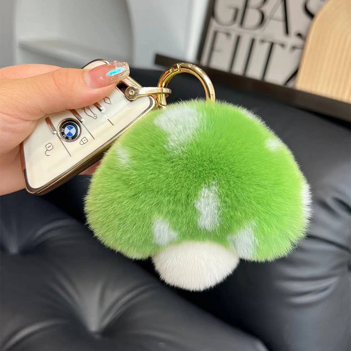 CUTE LITTLE MUSHROOM CAR KEYCHAIN BAG PENDANT