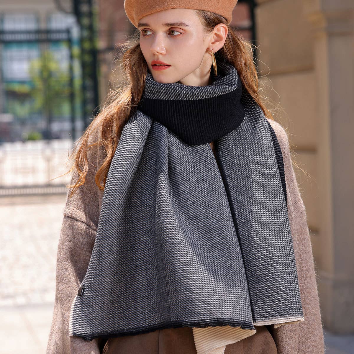 Double-Sided Crinkle Scarf - Elegant Winter Wrap