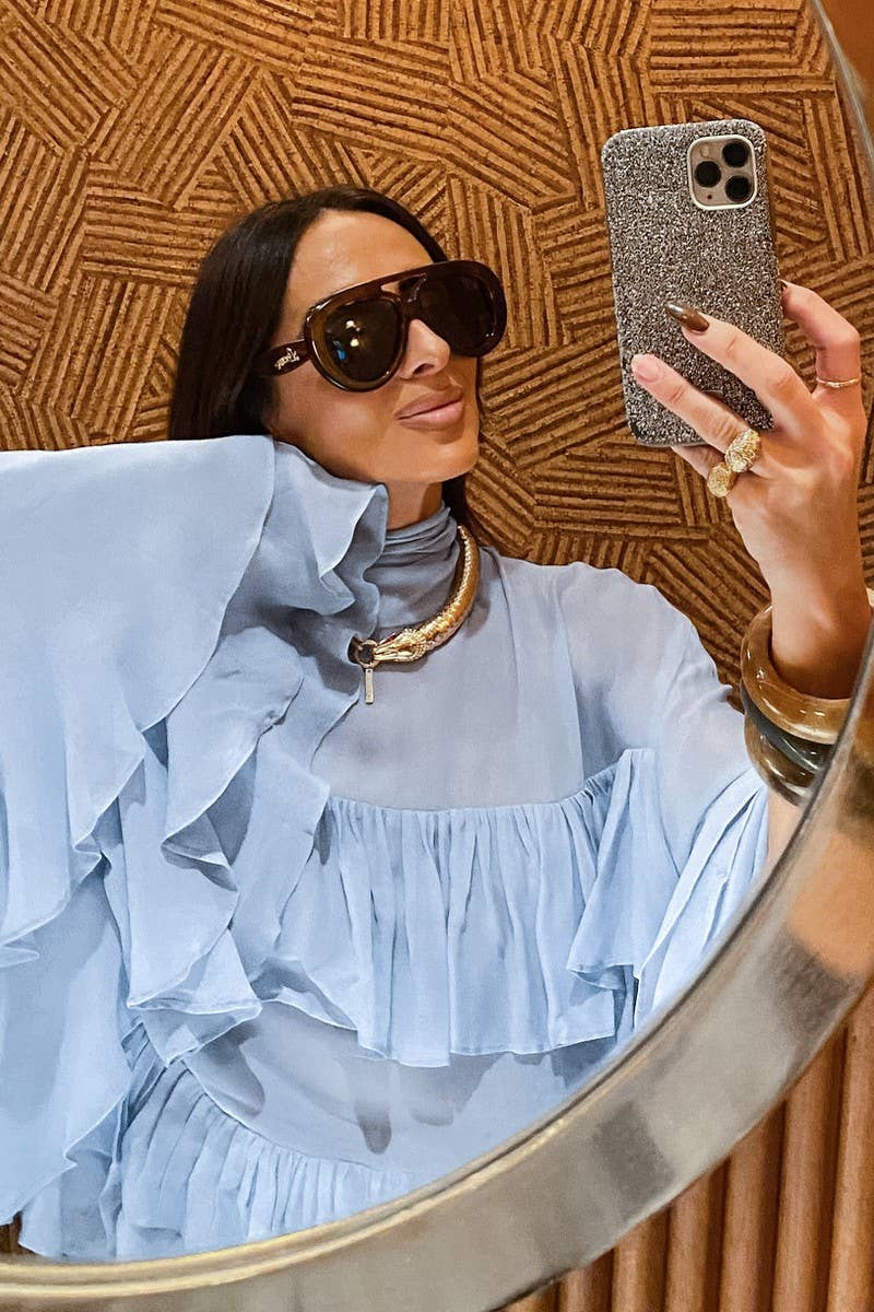 CWTBLL00604_SOLID COLOR RUFFLED ELEGANT COMMUTER SHIRT