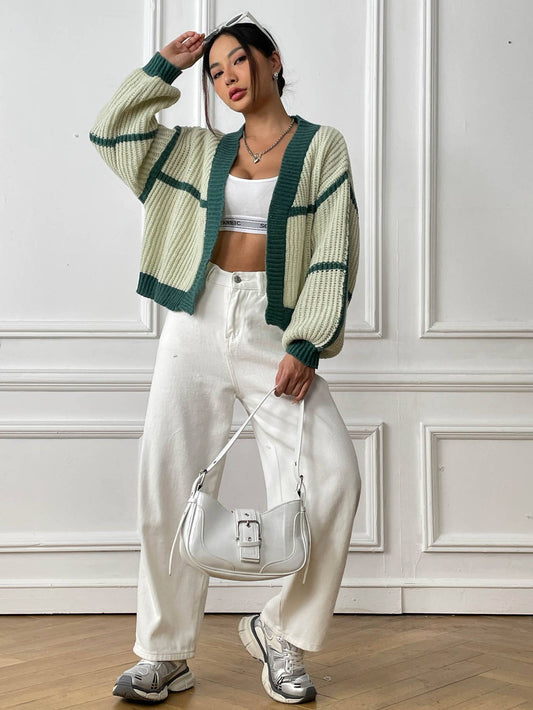 COLOR CONTRAST PATCHWORK SHORT LOOSE CARDIGAN