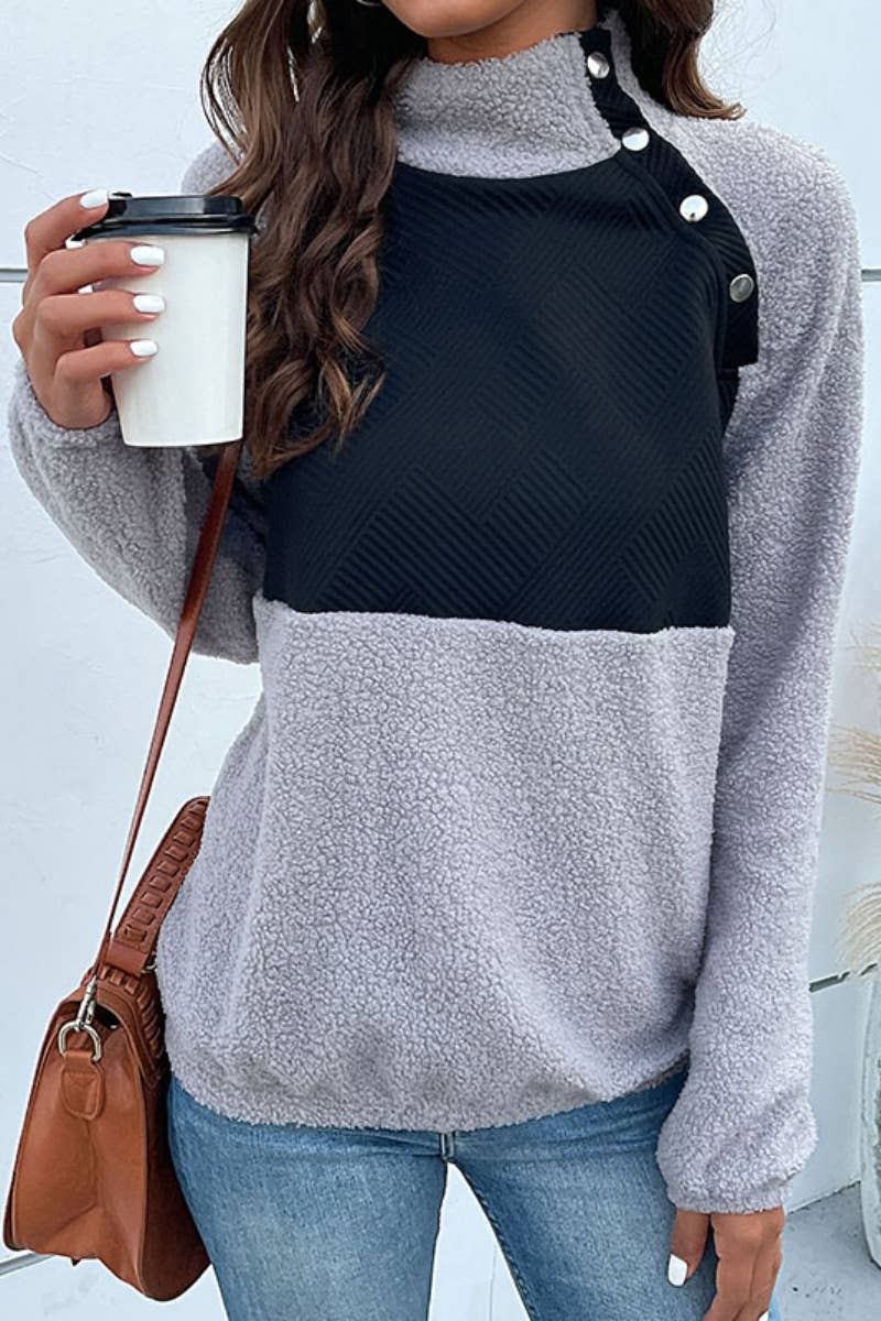 CWOHOL1007_VINTAGE PLUSH PATCHWORK BUTTON LONG-SLEEVED TOP