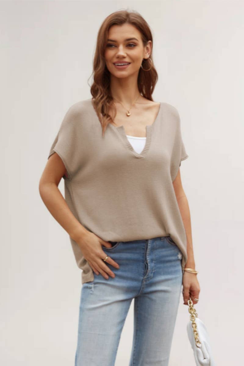 CWTBLS0744_KNIT V-NECK SOLID COLOR SPLIT SHORT-SLEEVED TOP