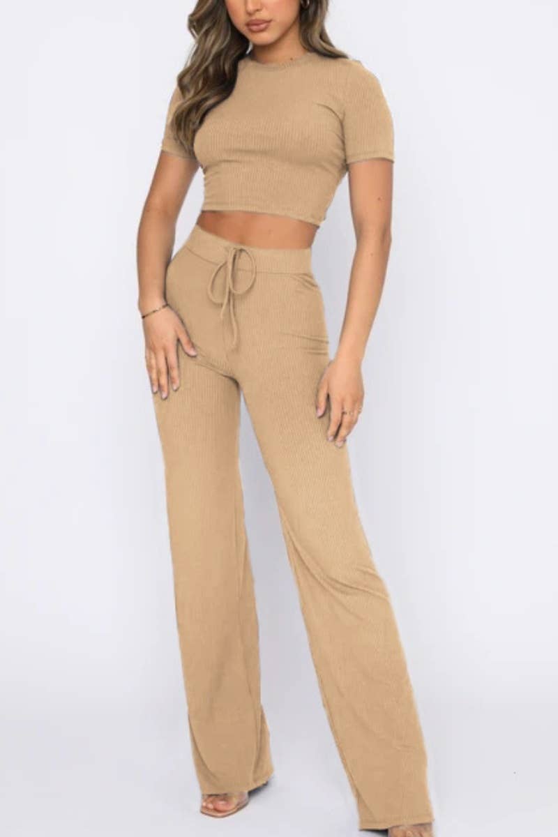 CWSS0501_KNITTED STRIPED SHORT SLEEVE TOP AND PANTS SUIT