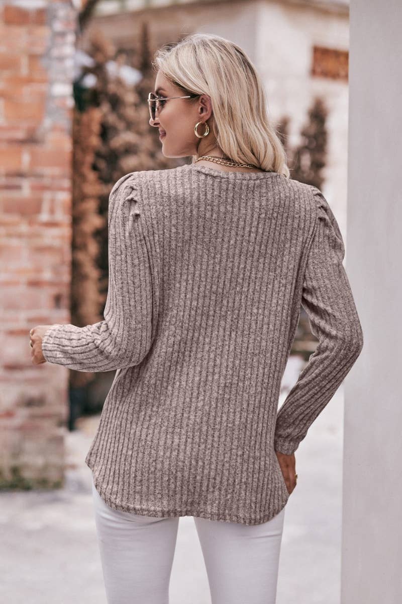 CWOSWL6465_ROUND NECK LONG SLEEVED TOP WITH TRIMMED FUR