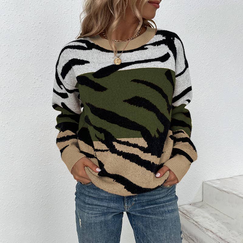 CREW-NECK MATCHING COLOR TIGER SWEATER