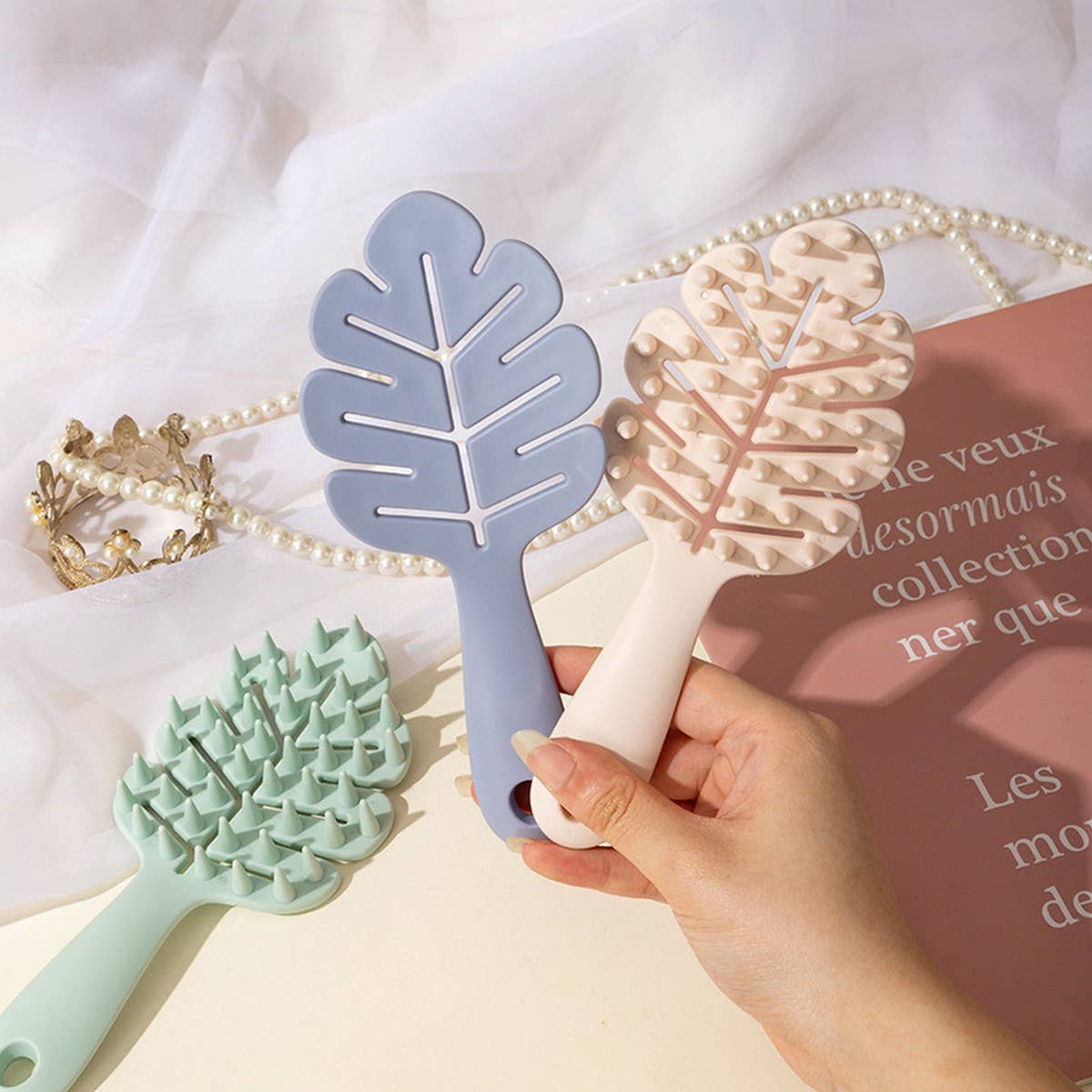 CWMM6942_LONG HANDLE COARSE TEETH MEN'S MASSAGE COMB