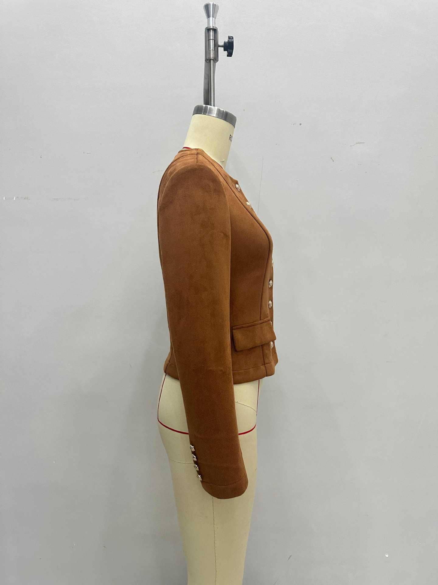 Fashionable metal single-breasted short coat