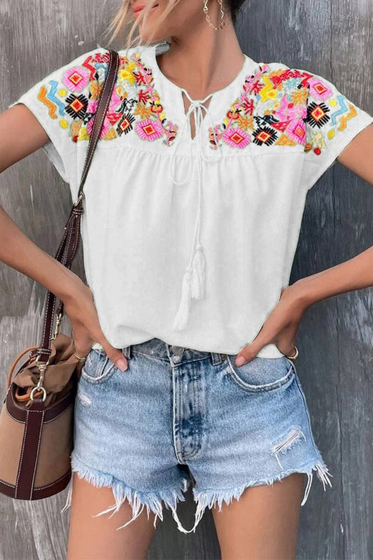 CWTSTS0662_SUMMER EMBROIDERED TASSEL TIE NECK SHIRT