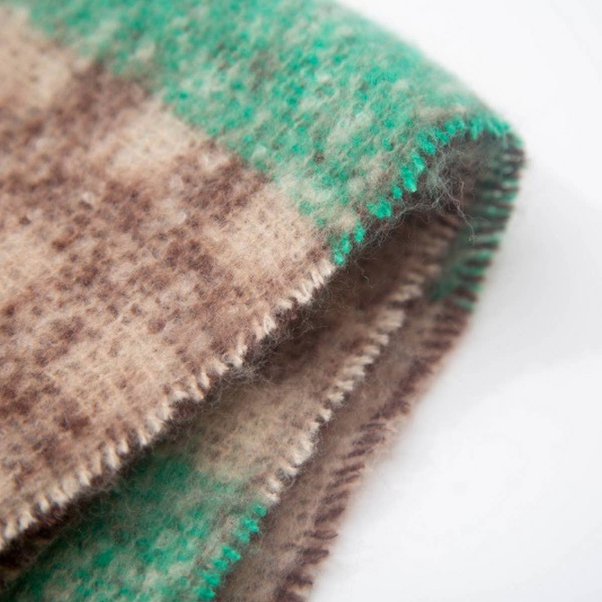 Circle Yarn Jacquard Scarf ? Unisex Winter Wrap