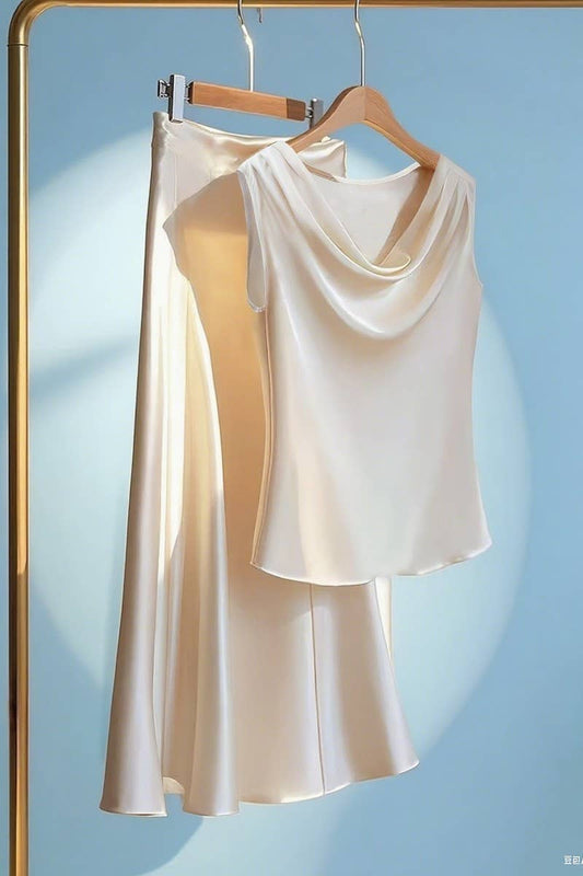 CWSTB2130_SATIN SLEEVELESS TOP & PLEATED SKIRT SET