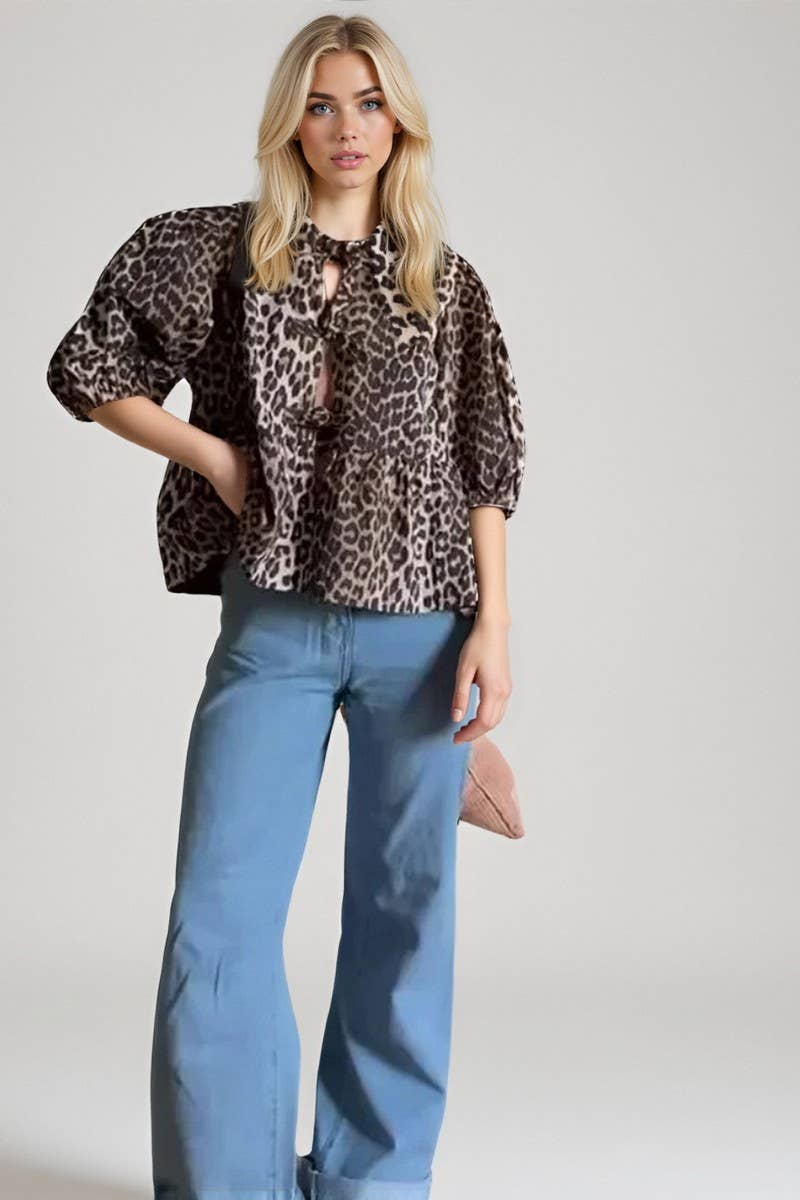 CWTBLL00717_SOLID COLOR PUFF SLEEVE PRINT LACE-UP SHIRT