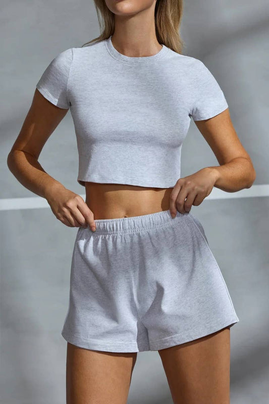 CWSS0507_SHORT SLEEVED CROP TOP AND SHORTS SUIT