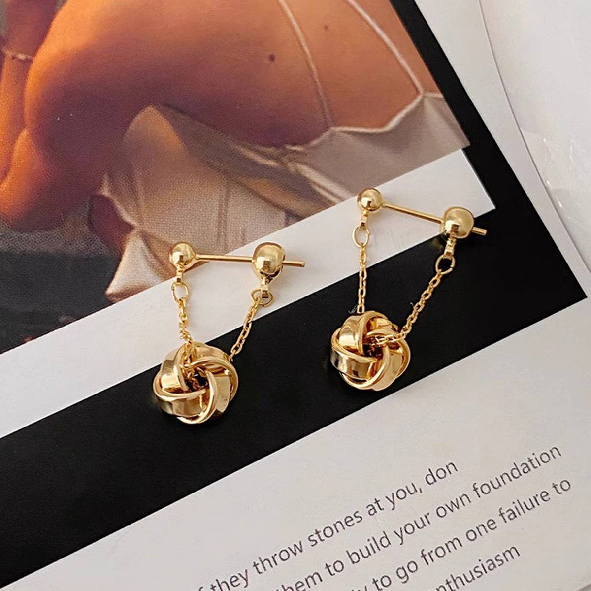 GEOMETRIC SPIRAL TWIST PENDANT TASSEL EARRINGS