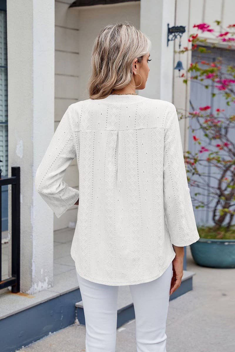 CWTBLS1721_SOLID COLOR V-NECK THREE-QUARTER SLEEVE TOP