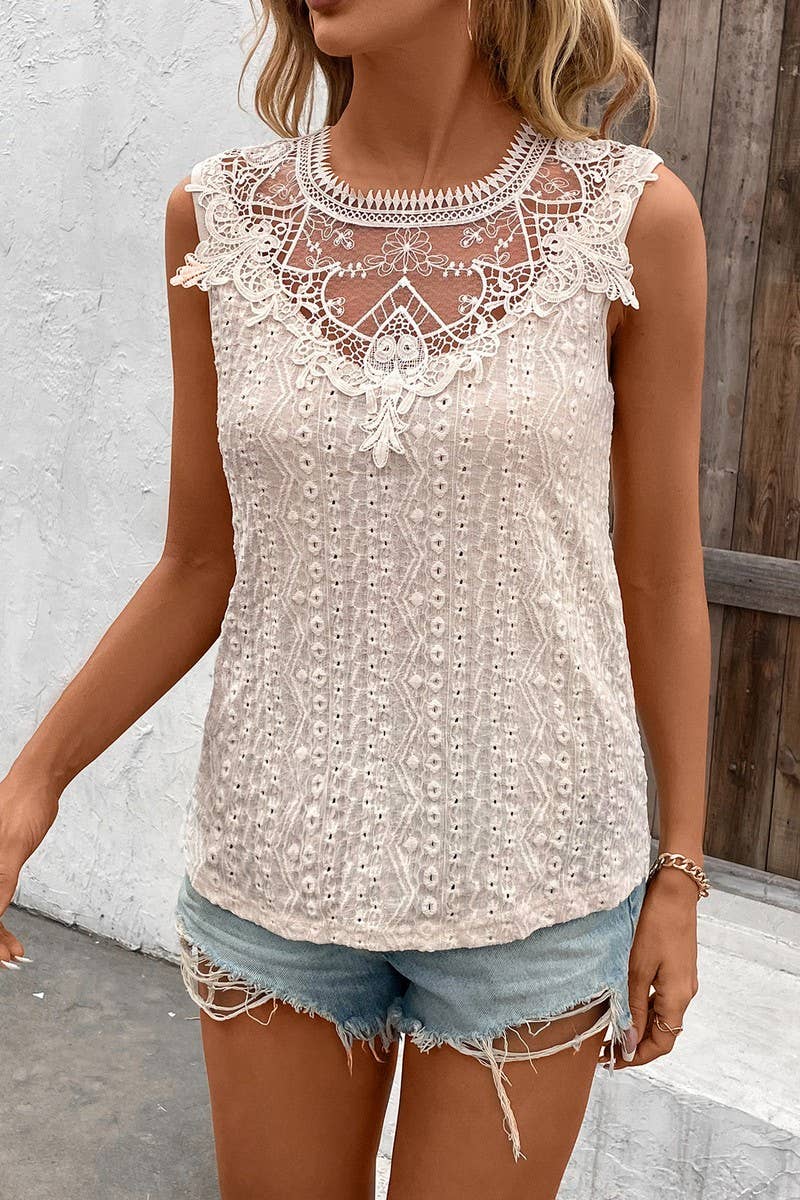 CWTBLSL0820_LACE TRIM FLORAL CROCHET CAMI TOP