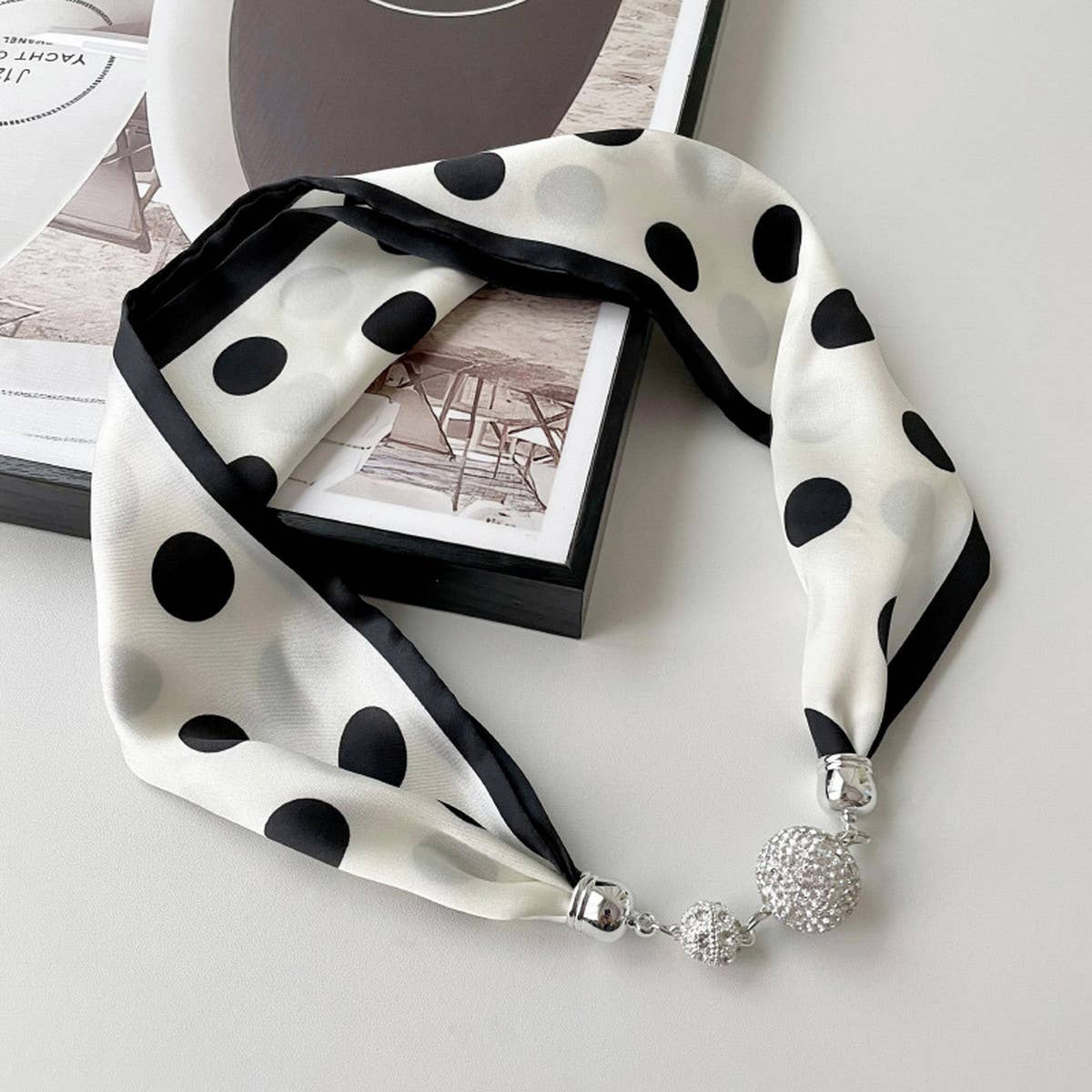 Magnetic Silk Scarf Necklace ? Elegant Neck Wrap