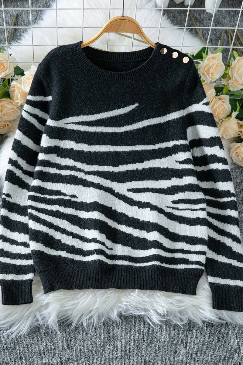 CWOSWL6941_COLORBLOCK ZEBRA PRINT CREW NECK KNIT TOP