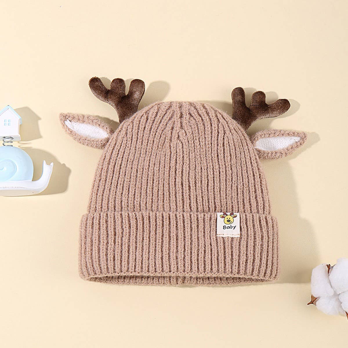 CHRISTMAS DEER LABEL CHILDREN'S KNITTED HAT_CWAH1752