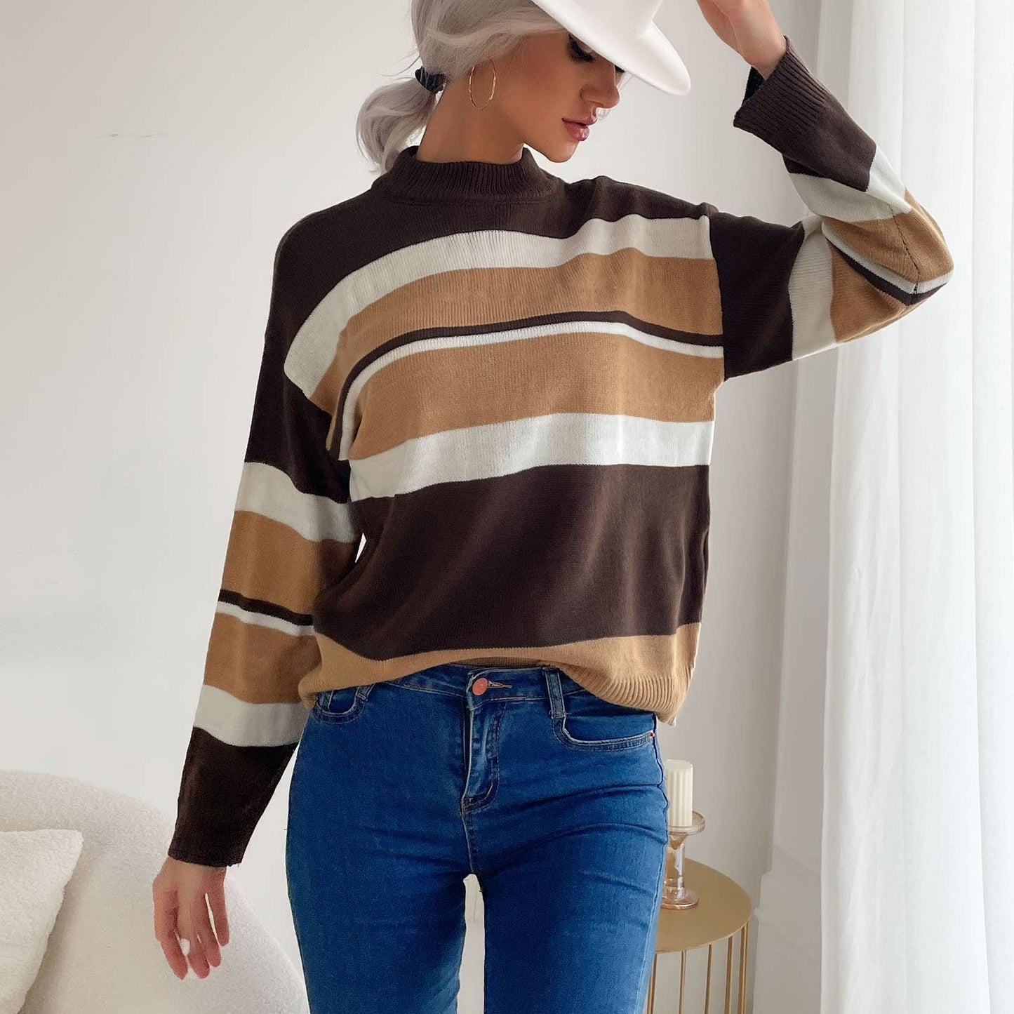 Color-blocking striped semi-high-neck sweater