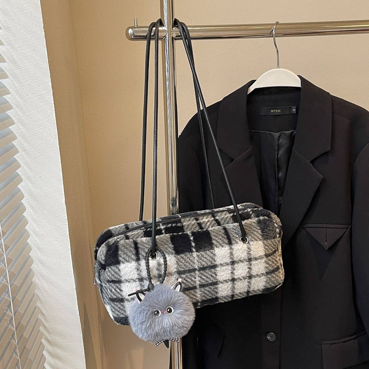 WINTER CASUAL WOOLEN PLAID SHOULDER PLUSH BAG_CWAB3941