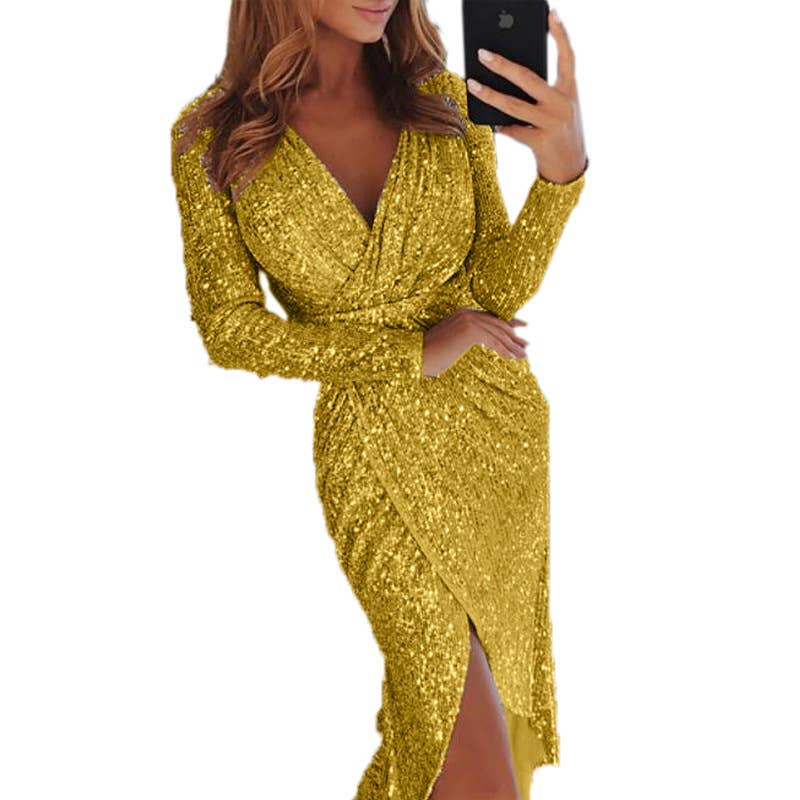A gilded long-sleeved V-neck shiny evening dress