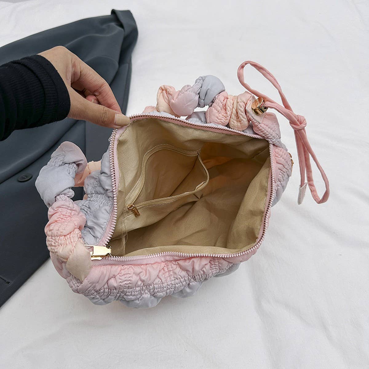 Gradient Color Puffy Cloud Hobo Purse_CUAB00509