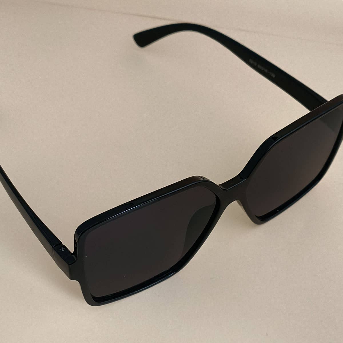 STREET SHOOTING SQUARE LARGE FRAME SUNGLASSES_CWASG0121