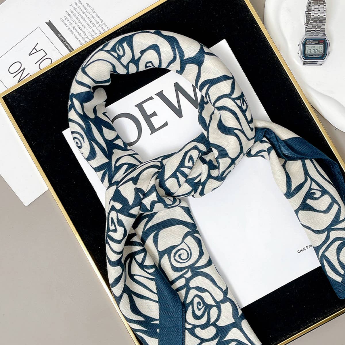 Velvet Rose Print Scarf - Elegant Fall/Winter Wrap