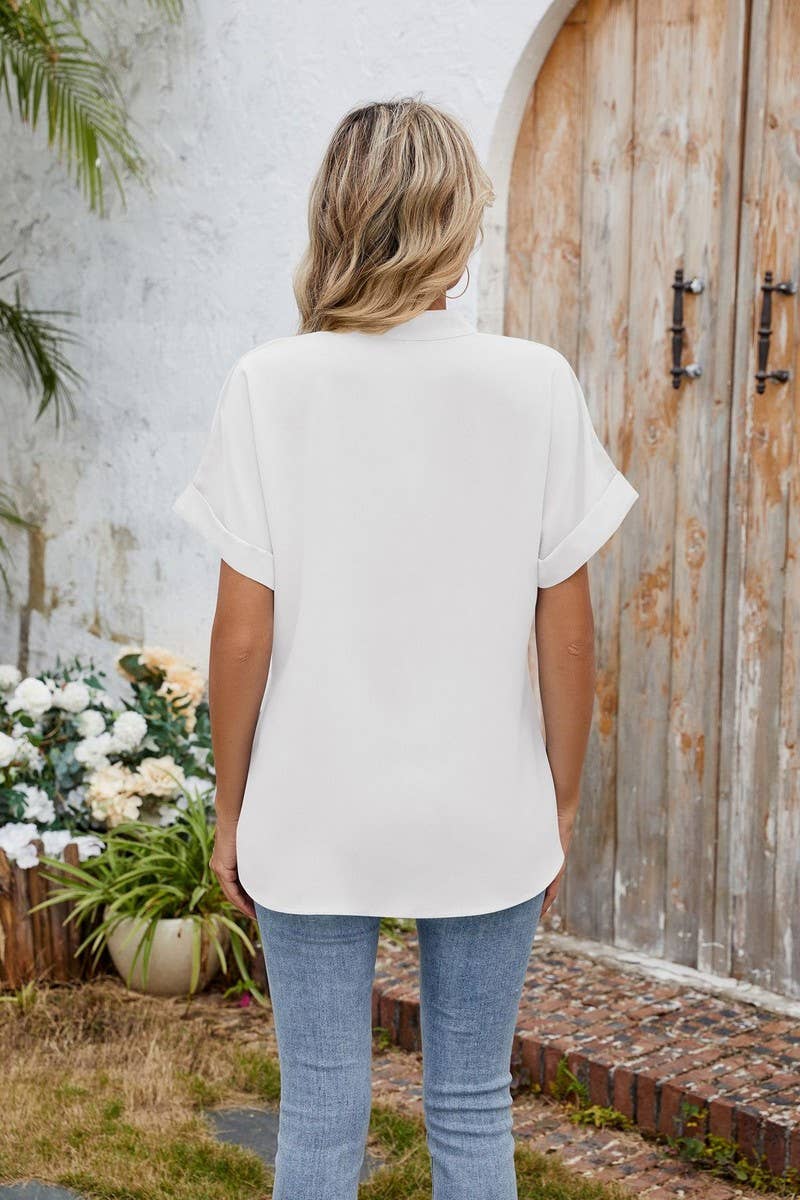 CWTSTS0585_V-NECK BUTTON-DOWN SHORT-SLEEVED CHIFFON SHIRT