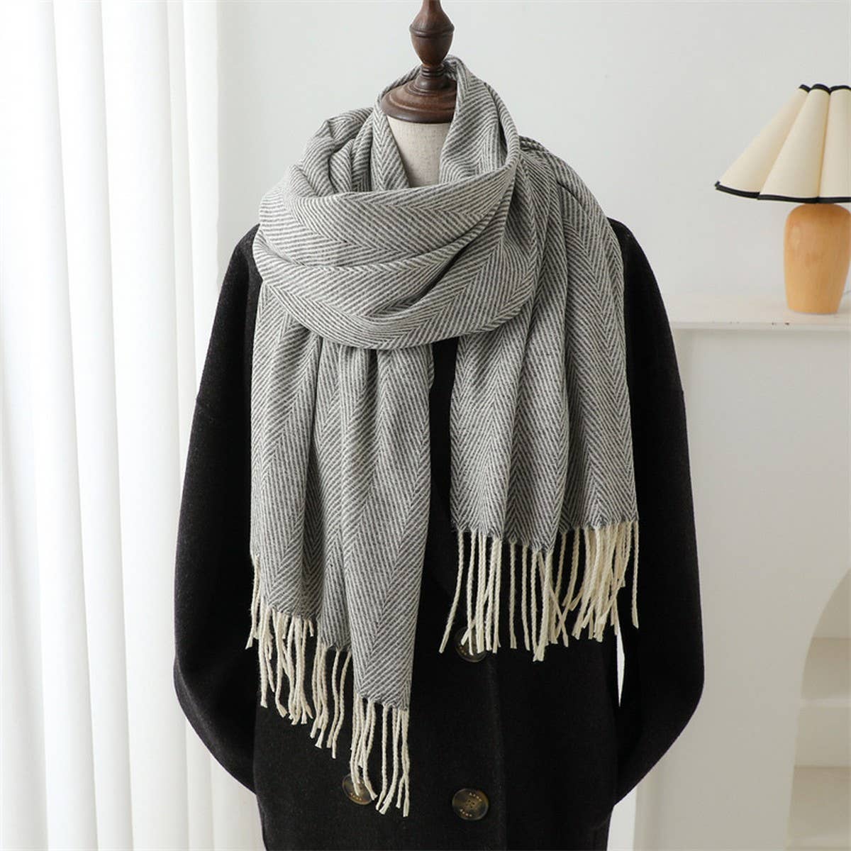 Cozy Water Ripple Wrap Scarf for Fall Season