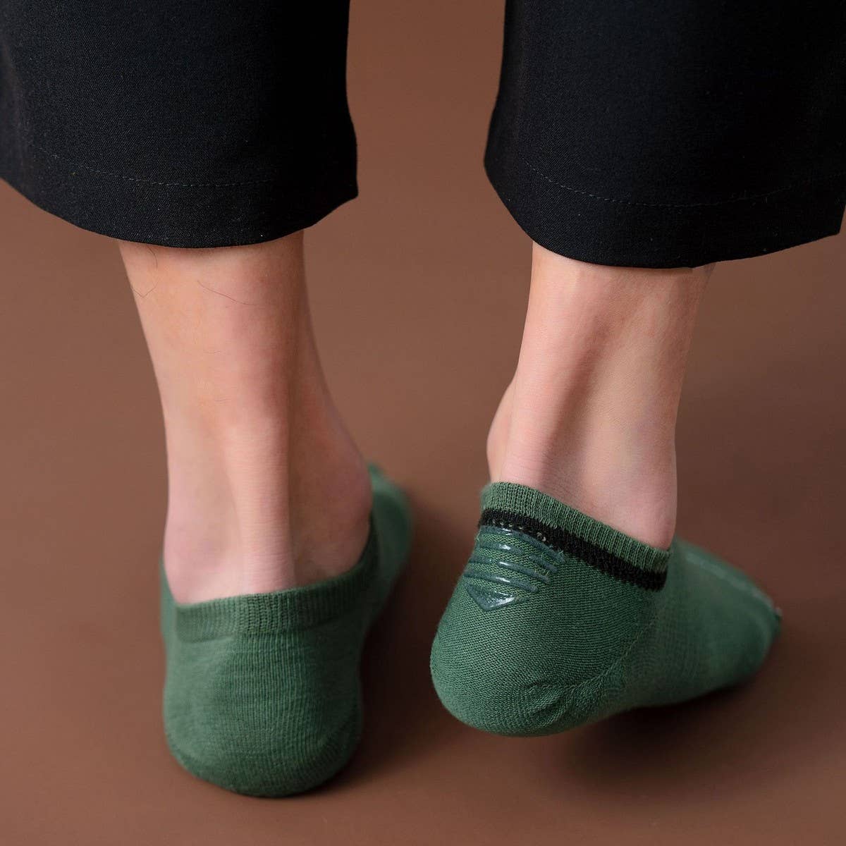 NEW MEN'S ANTI-SLIP MESH INVISIBLE SOCKS