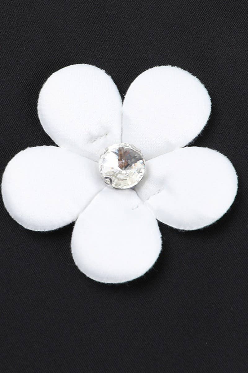 CWDMD4234_THREE-DIMENSIONAL FLOWER HIGH COLLAR DRESS