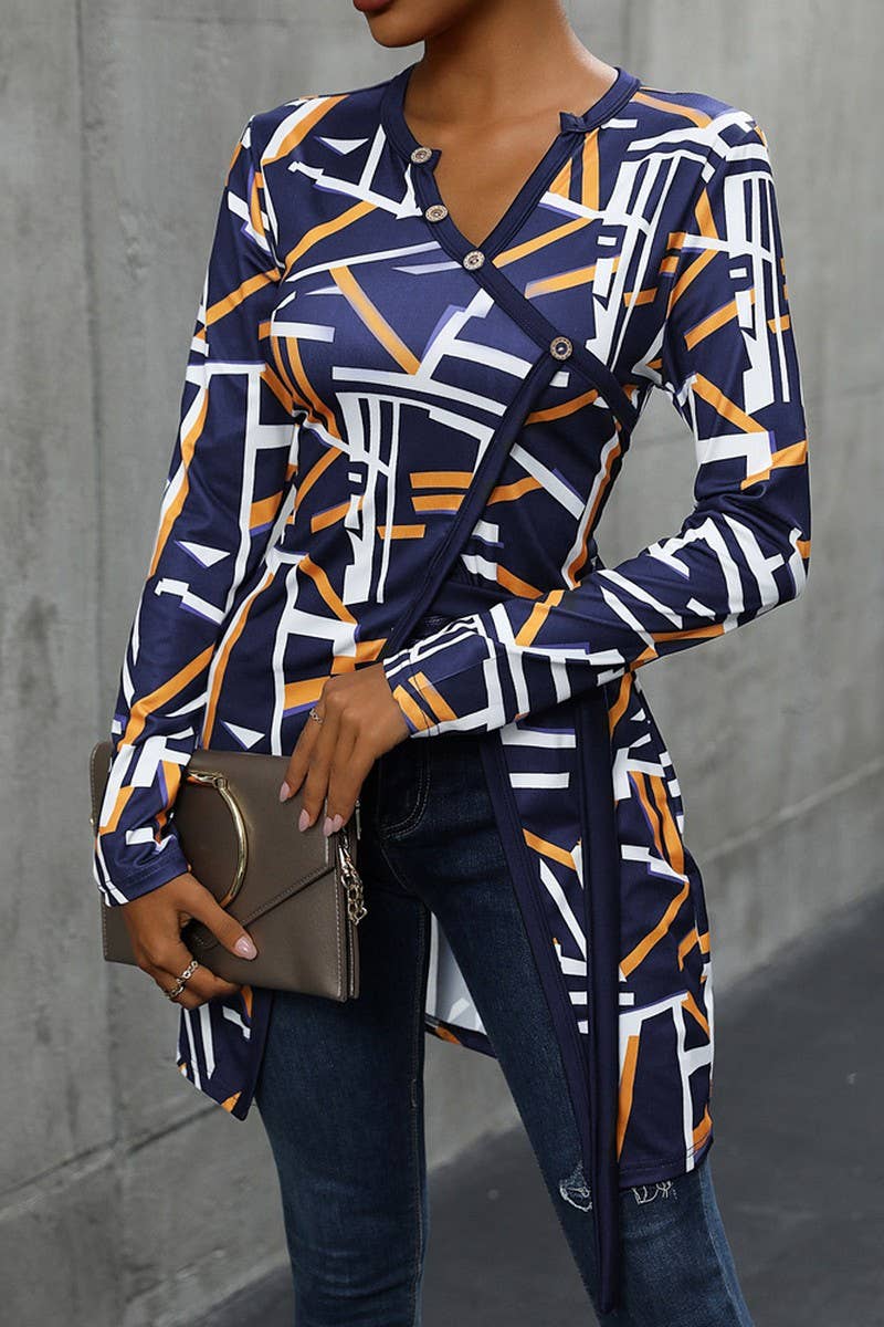 CWTTL1968_SUMMER V-NECK SLIM FIT GEOMETRIC PATTERN SLIT TOP