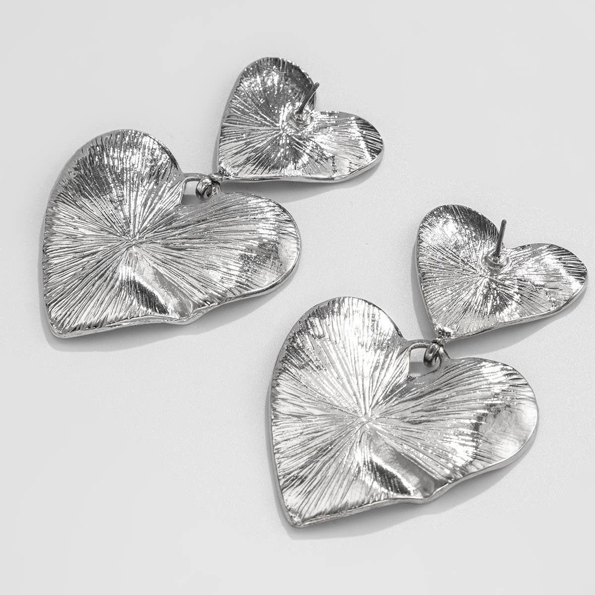 FASHION PERSONALITY COOL STYLE PLEATED EARRINGS_CWMM3197