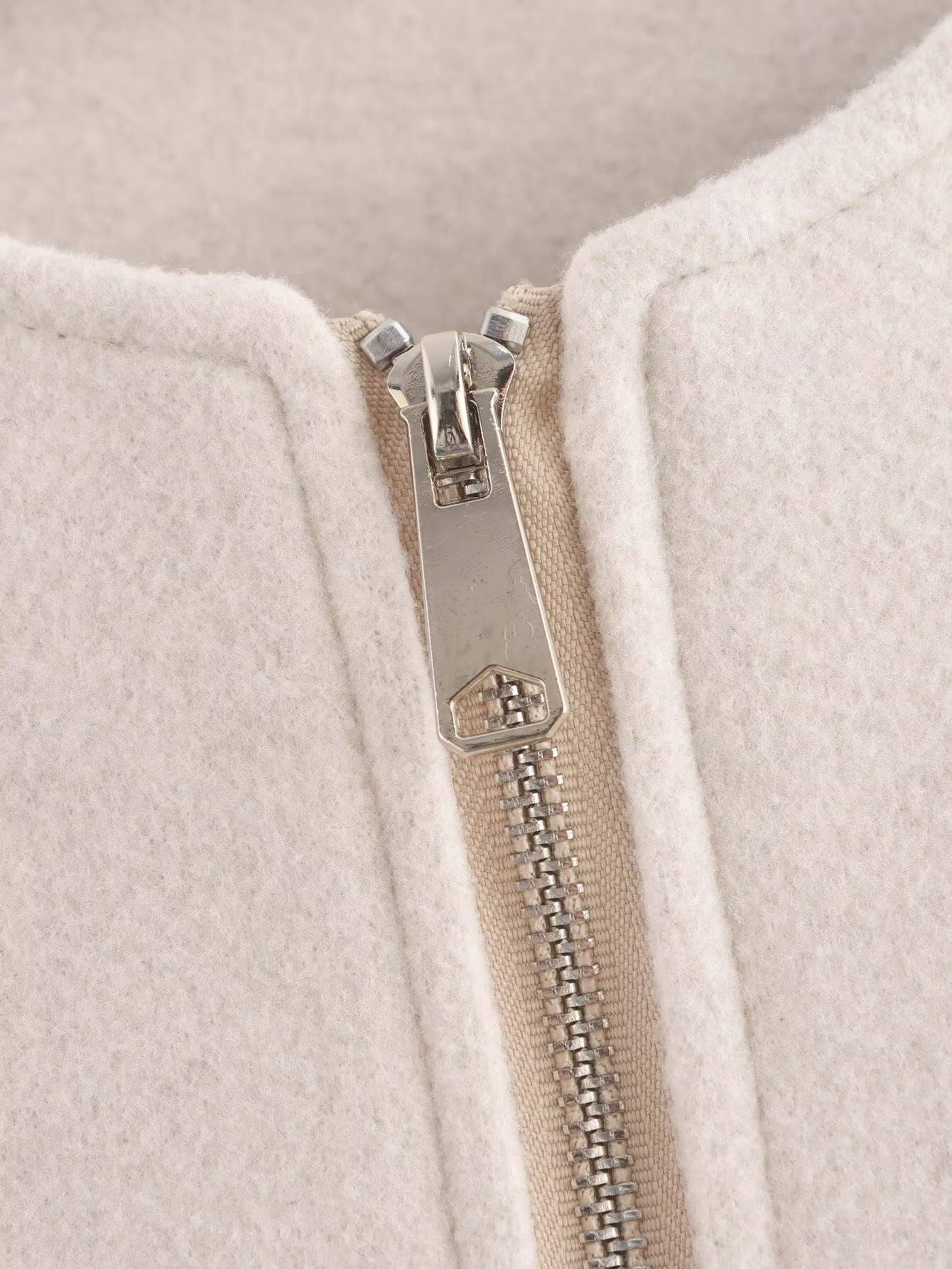 CREW NECK LONG SLEEVE WITH POCKET ZIPPER CARDIGAN