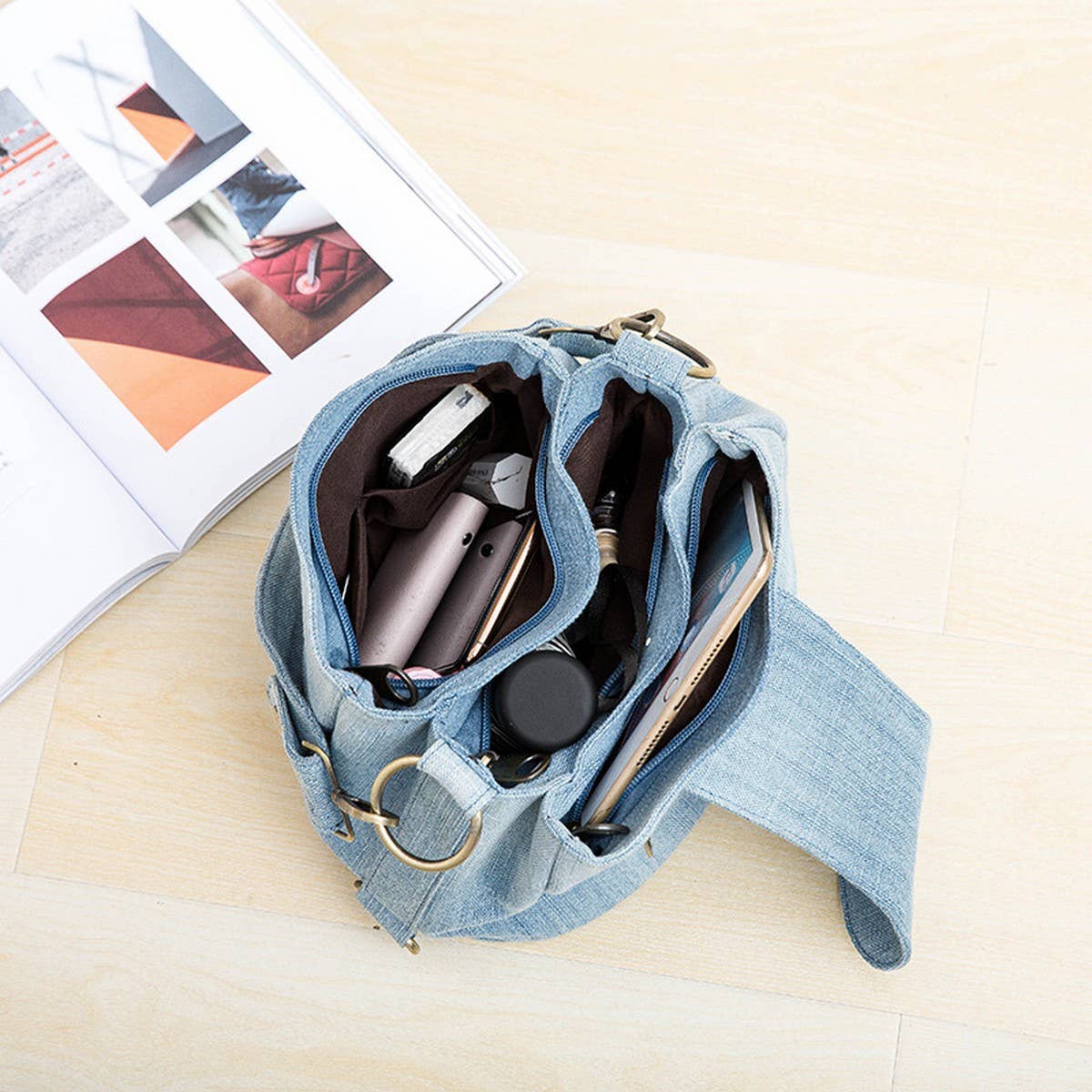 DENIM MULTI POCKET ONE SHOULDER BAG CROSSBODY BAG_CWAB1389