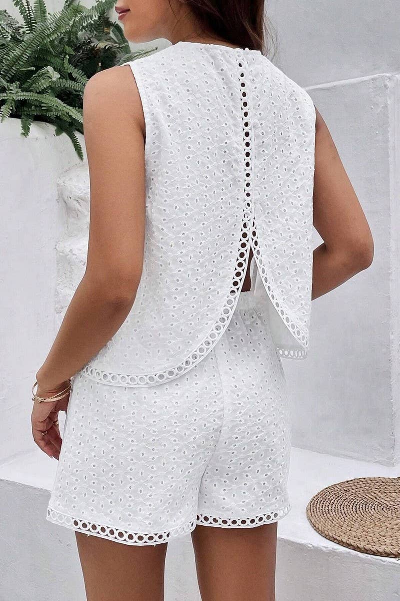 CWSTB1954_ELEGANT WHITE BACKLESS EMBROIDERED SUMMER SET