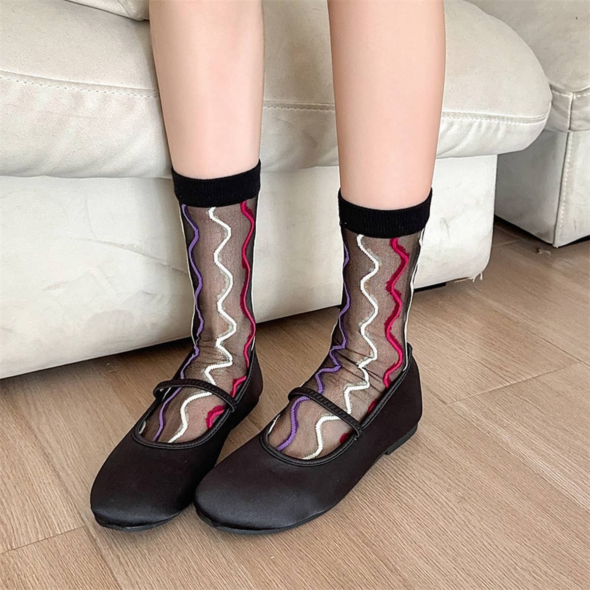 RETRO CASUAL FLORAL BLACK SOCKS_CWMS0562