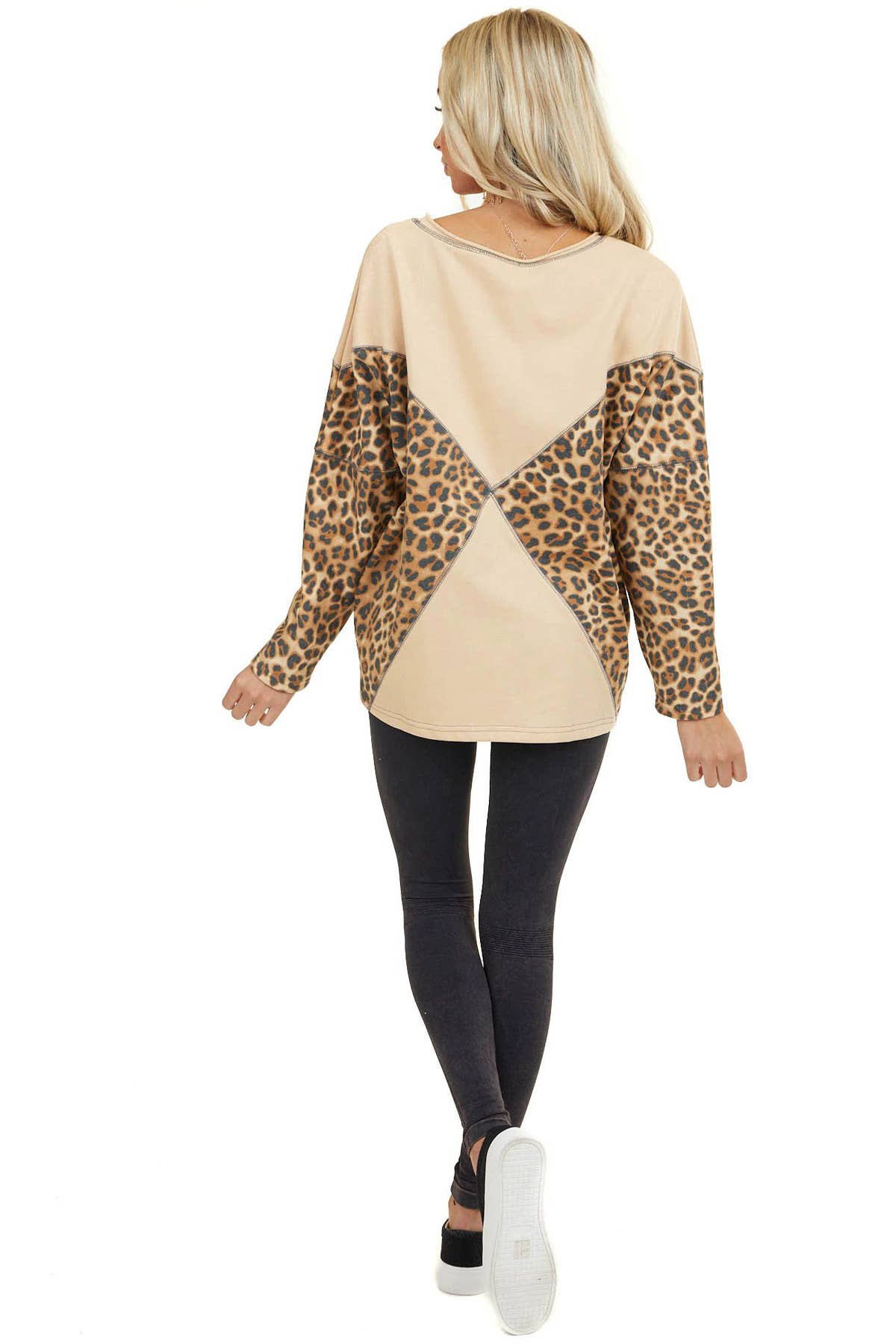 CREW NECK LONG SLEEVE LEOPARD PRINT HOODIE