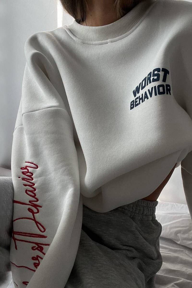 CWTBLL3448_CONTRAST COLOR LETTERING EMBROIDERED SWEATSHIRT