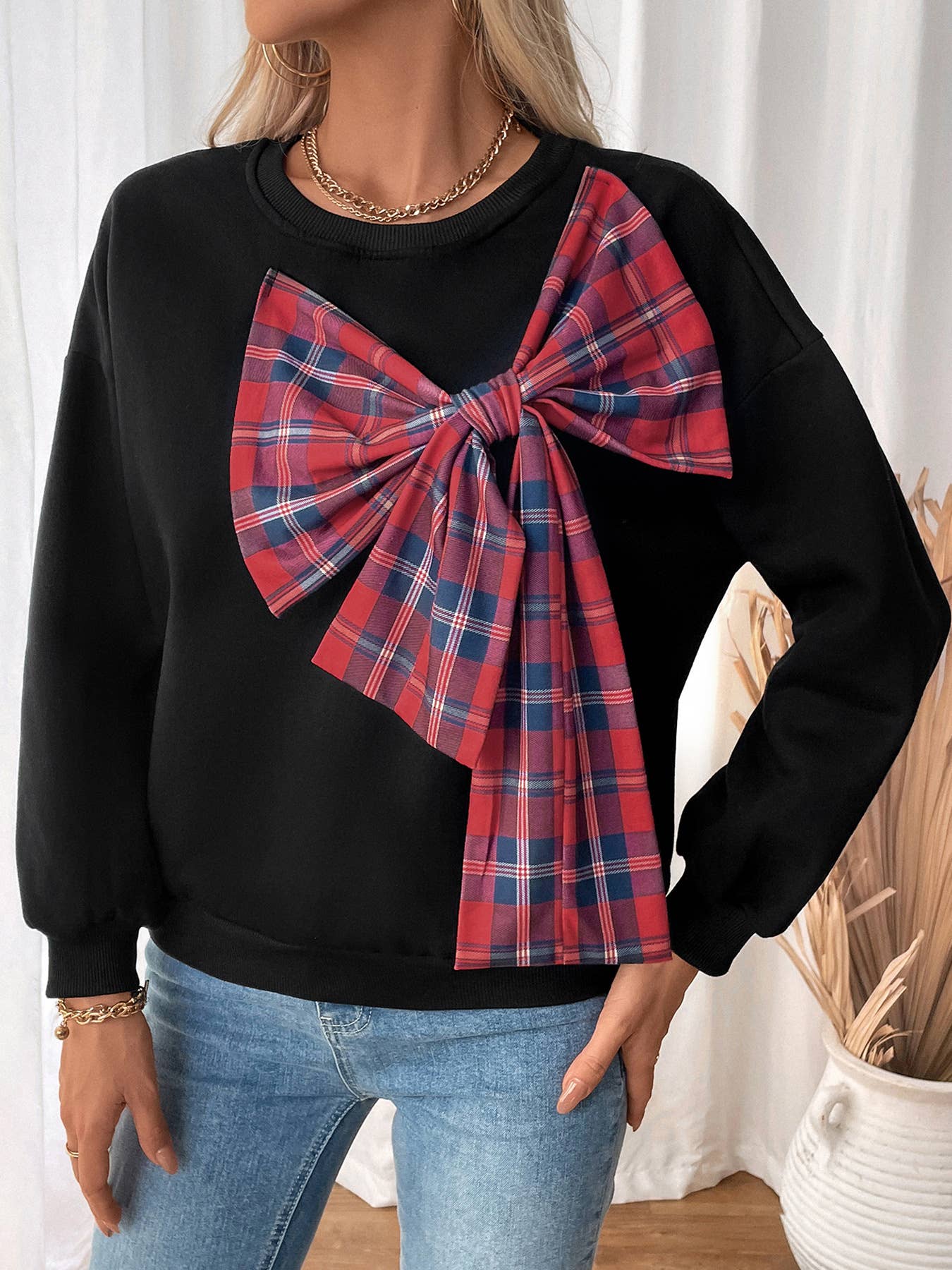 CREW NECK AND FLEECE PLAID BOW PATCHWORK HOODIE