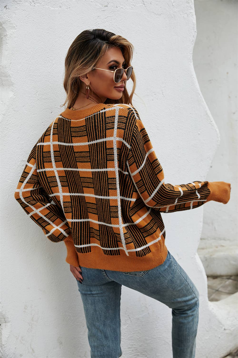 Crew-neck plaid pullover long-sleeved sweater
