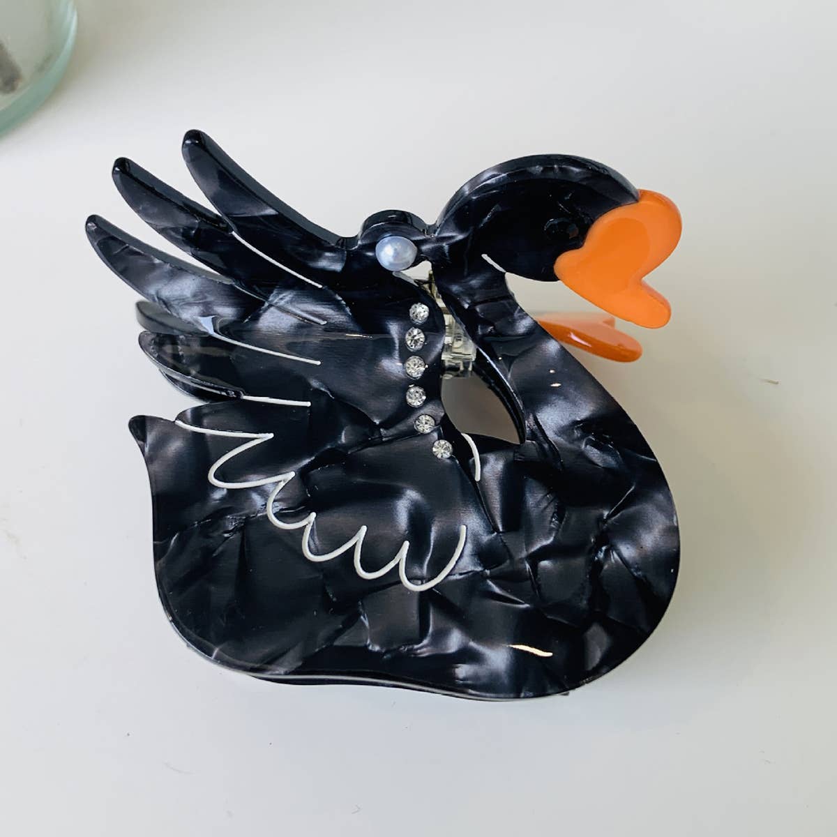 FASHIONABLE WHITE SWAN ACETIC ACID HAIR CLIP_CWAHA0549