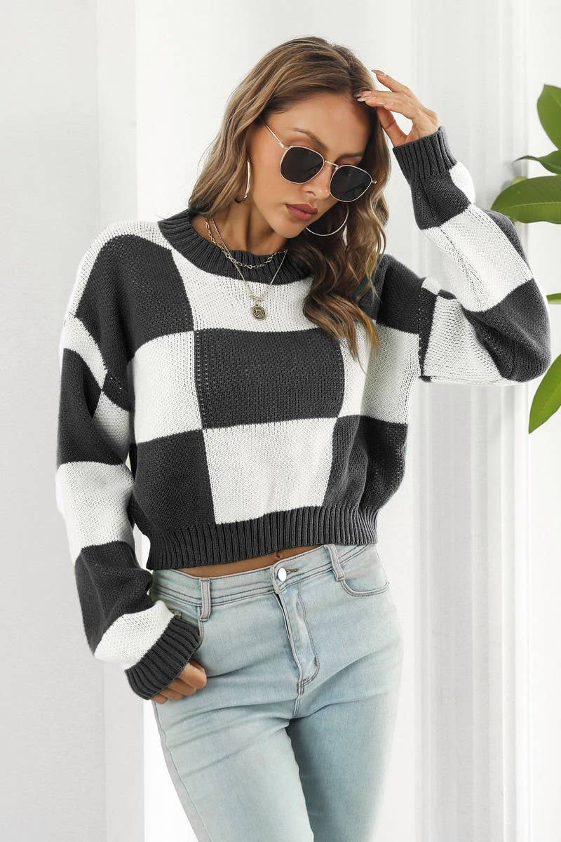 CWOSWL3966_CHECKERBOARD LONG-SLEEVED CROPPED SWEATER