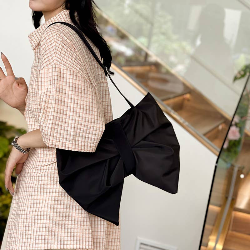 Bow tie pleated large-capacity bag