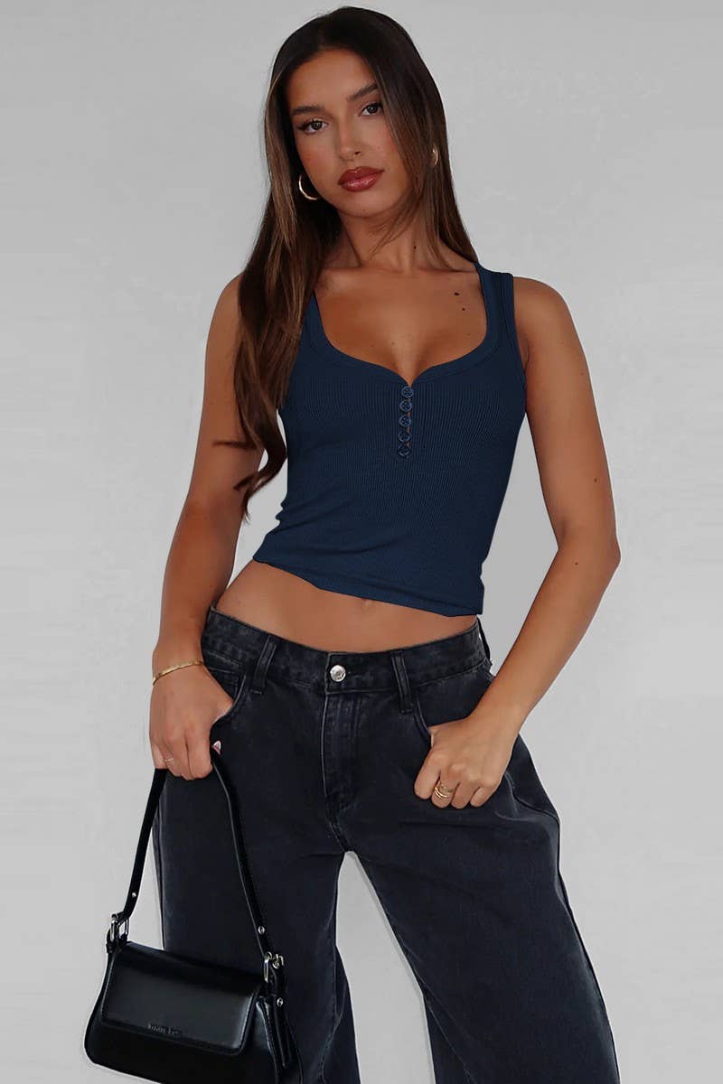 CWTTK0775_LOW U-NECK CLAVICLE-REVEALING CAMISOLE TOP