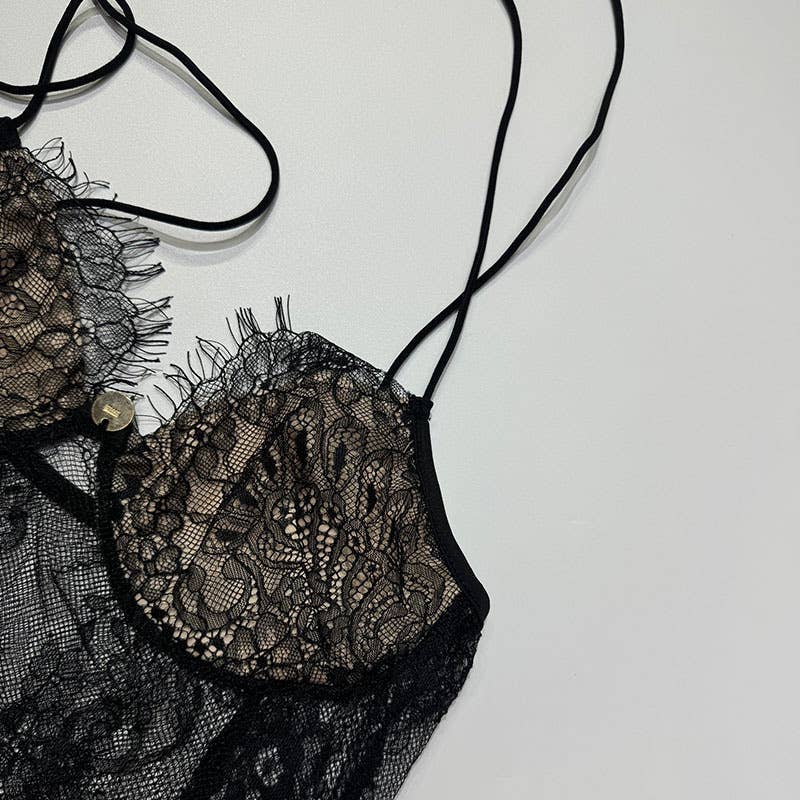 Deep V see-through lace tight halter top