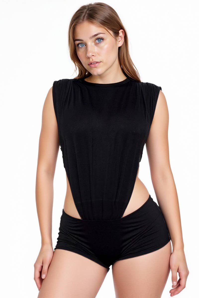 CWSTB00357_CUTOUT SLEEVELESS TOP AND BIKER SHORTS SET