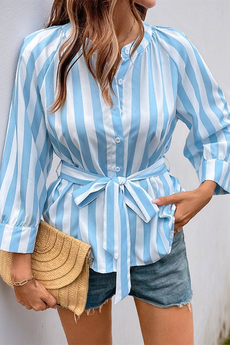 CWTSTL2891_STRIPED V-NECK TIE FRONT 3/4 SLEEVE BLOUSE