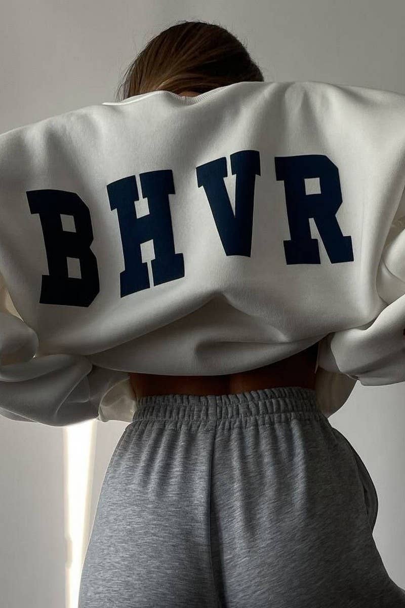 CWTBLL3448_CONTRAST COLOR LETTERING EMBROIDERED SWEATSHIRT